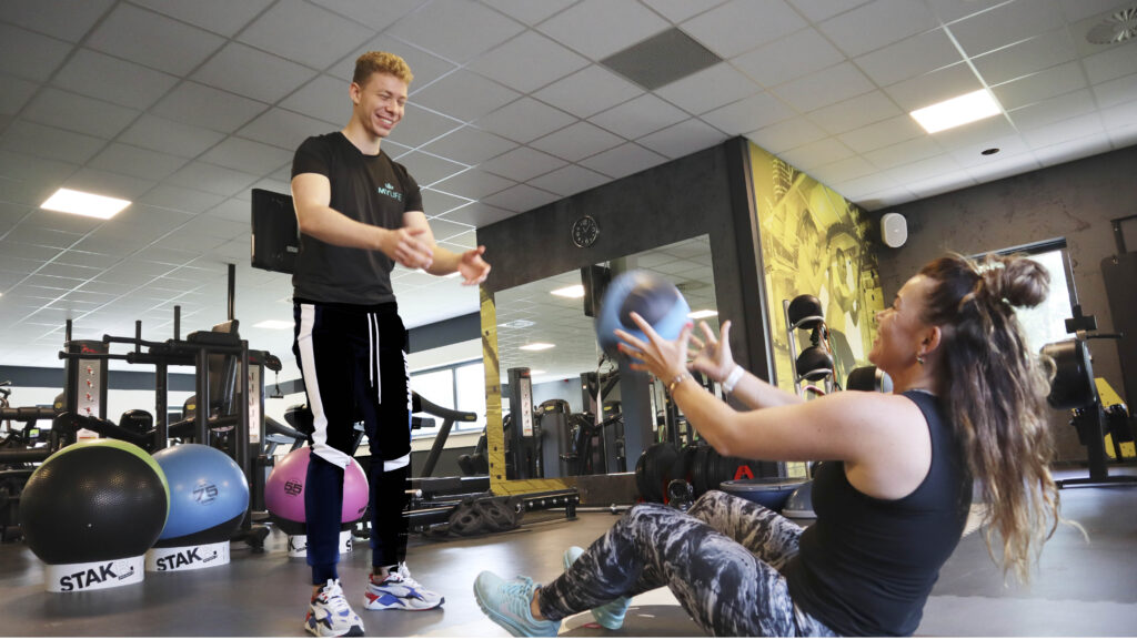 functionele krachtoefening in de fitnesszaal van mylife