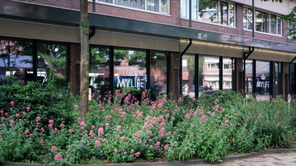 voorkant pand mylife diemen